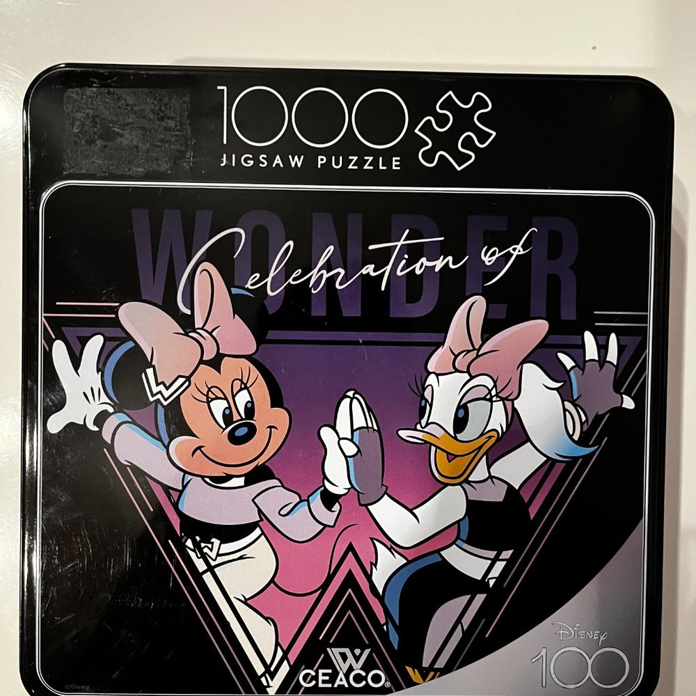 Disney Puzzle‎ (Minnie and Daisy) (1000 pieces / new) (home game)